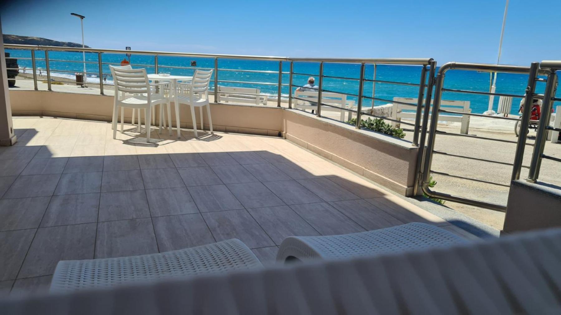 קלמאקי Bella Mare Luxury Apartments מראה חיצוני תמונה