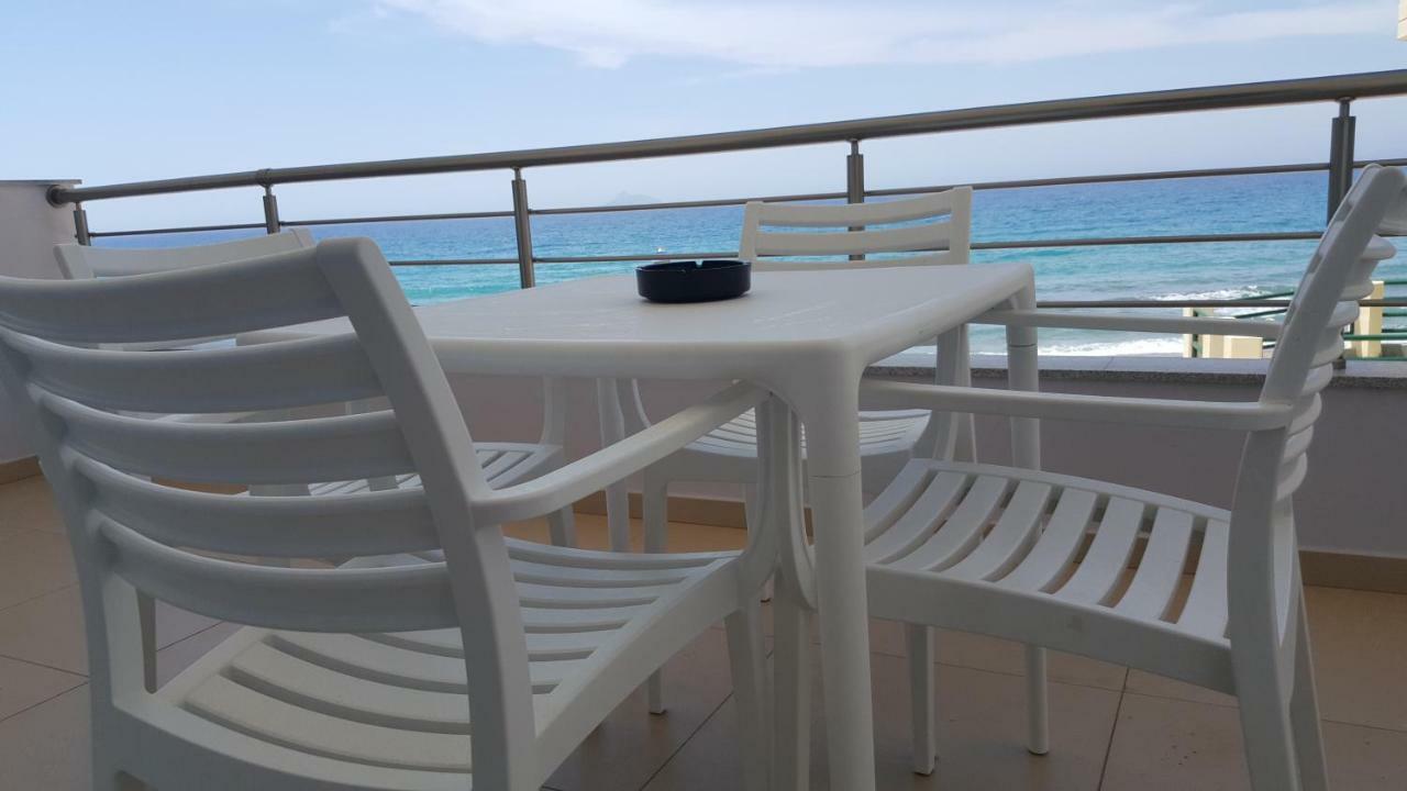 קלמאקי Bella Mare Luxury Apartments מראה חיצוני תמונה