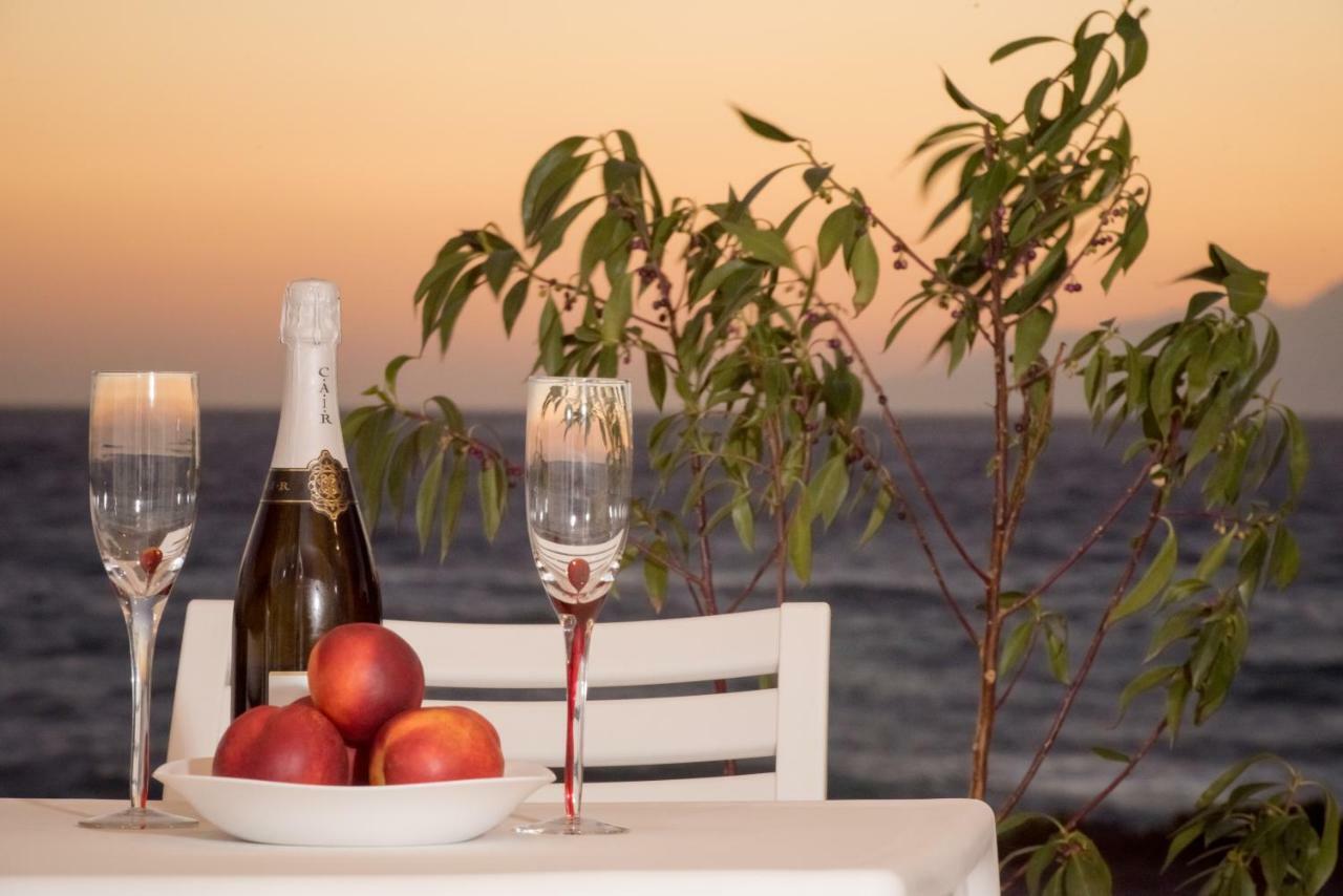 קלמאקי Bella Mare Luxury Apartments מראה חיצוני תמונה
